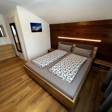 Haus Bergfeld With The View Over Dachstein * Ramsau am Dachstein